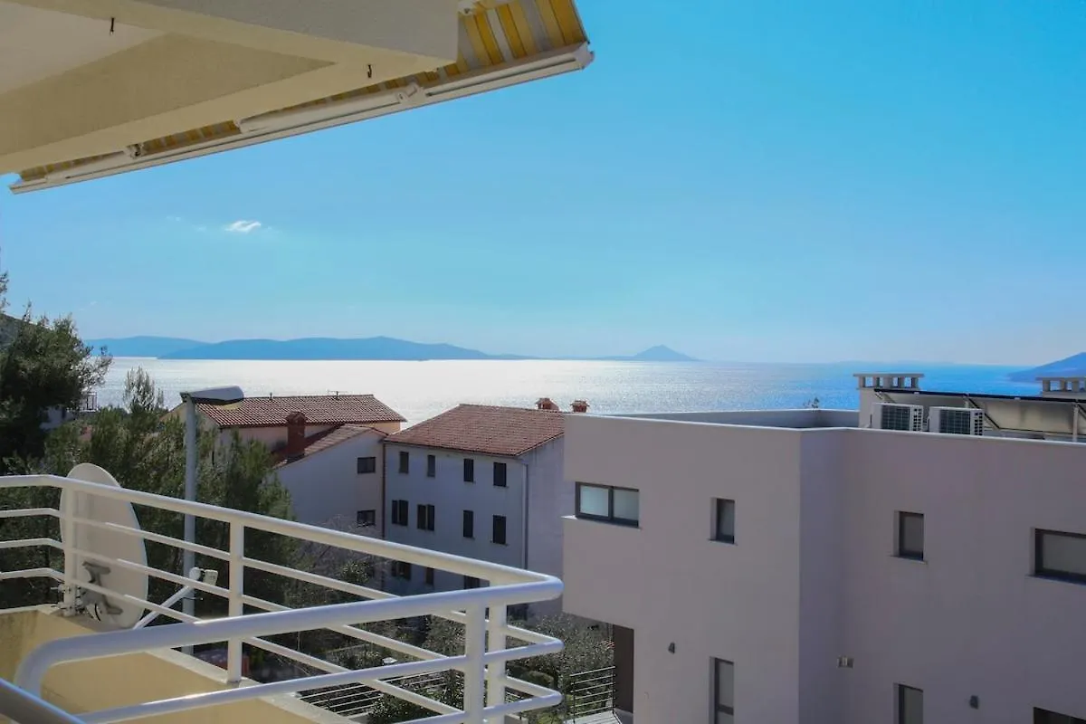 App With Ac, Pets Friendly,389 Apartment Rabac
